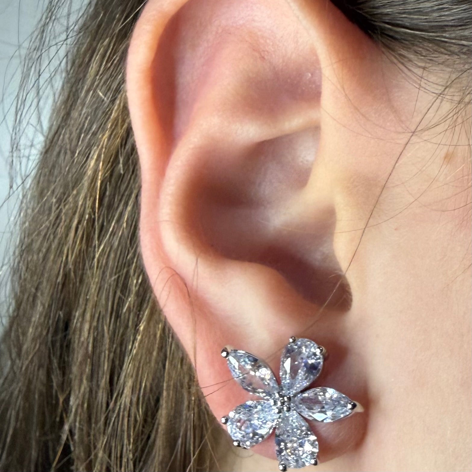 ORECCHINI DIAMOND FLOWER